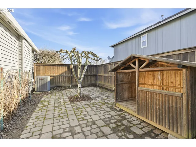 $539,000 | 1579 Southwest 213th Avenue, Beaverton, OR 97003