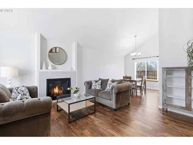 $539,000 | 1579 Southwest 213th Avenue, Beaverton, OR 97003