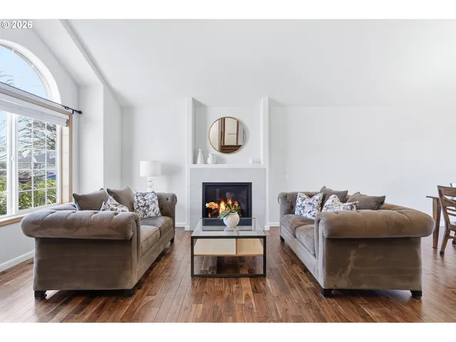 $539,000 | 1579 Southwest 213th Avenue, Beaverton, OR 97003