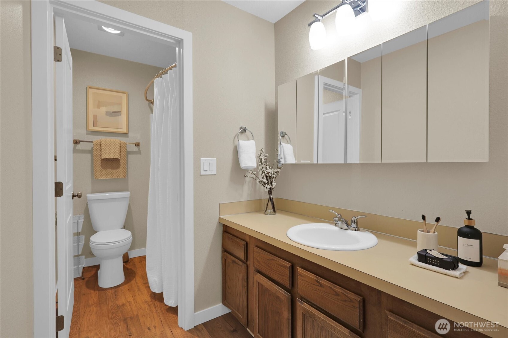 7347 Old Redmond Road, Unit 119 Redmond, WA 98052 - Photo 18 of 19