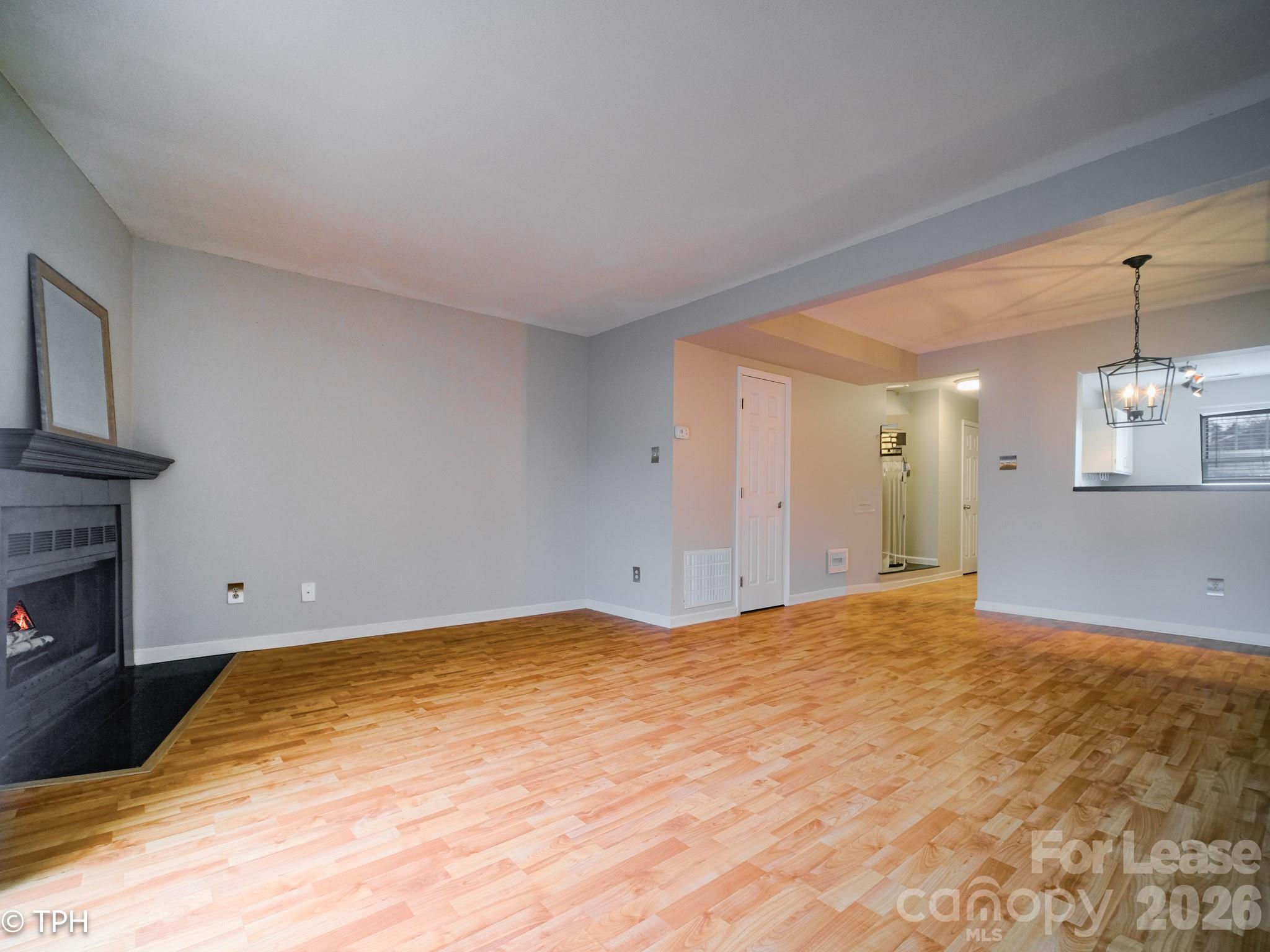 6124 Heath Ridge Court Charlotte, NC 28210 - Photo 9 of 29