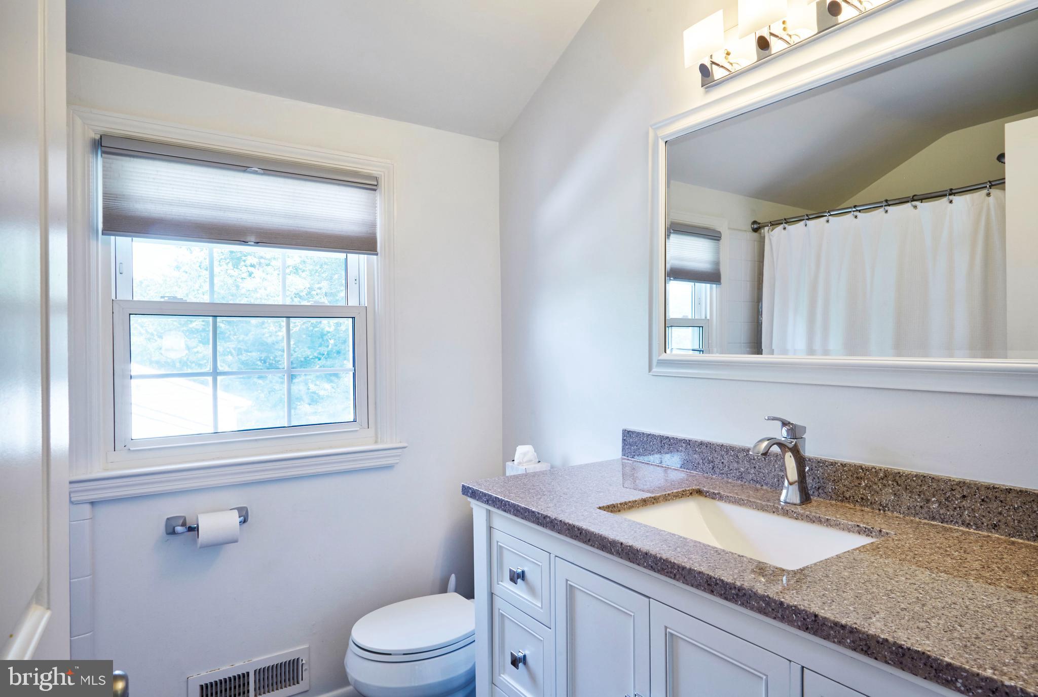 1389 Paddock Way Cherry Hill, NJ 08034 - Photo 27 of 33 2nd Full Bathroom with Tub/Shower