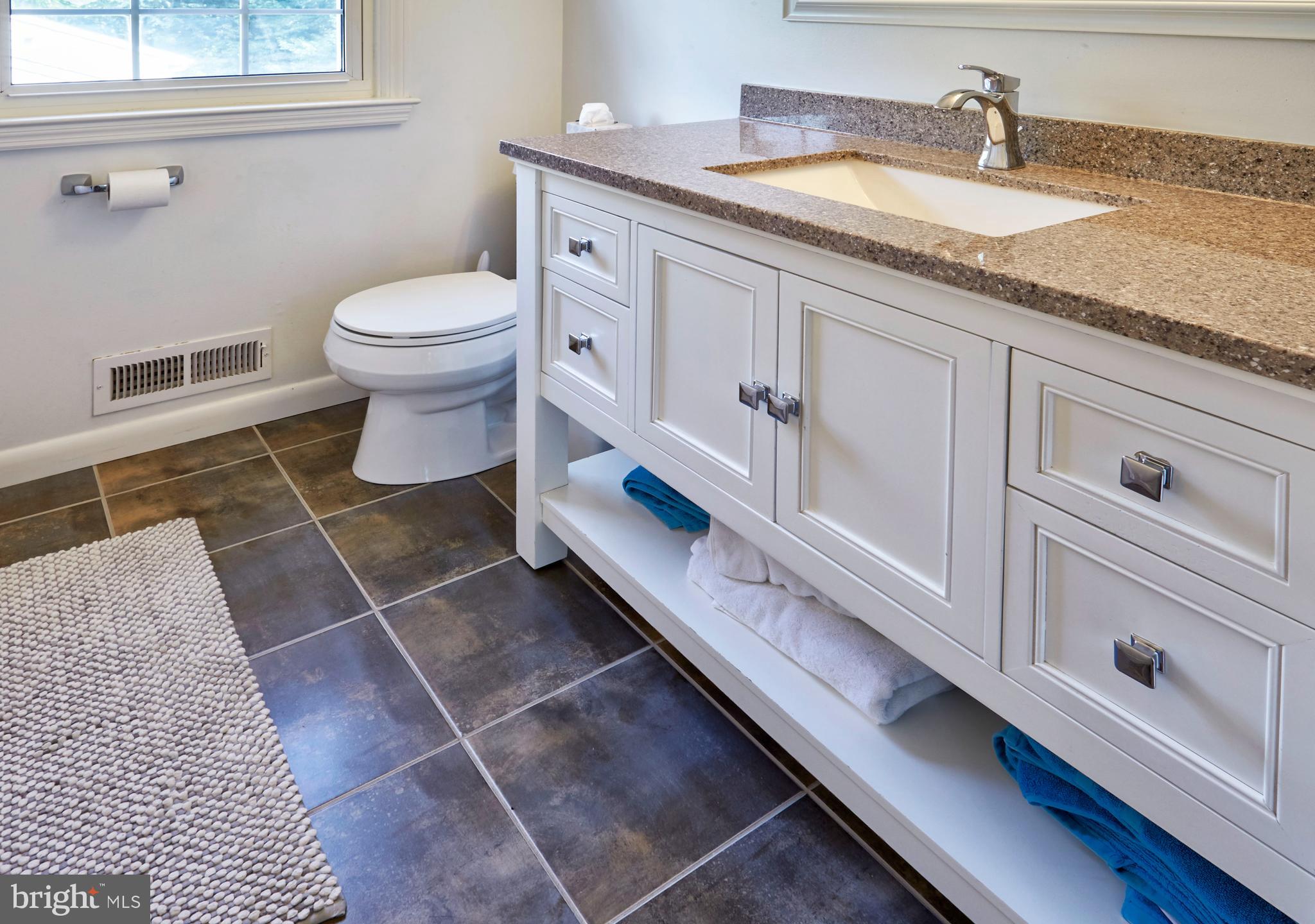 1389 Paddock Way Cherry Hill, NJ 08034 - Photo 28 of 33 2nd Full Bathroom