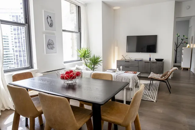 $1,500,000 | 25 Broad Street, Unit 20T | Financial District