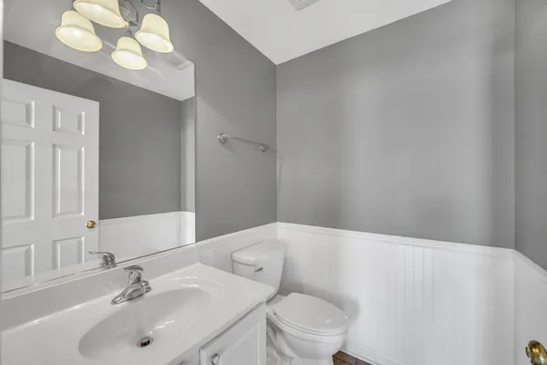$274,900 | 574 North Fox Trail, Unit 574, Round Lake, IL 60073