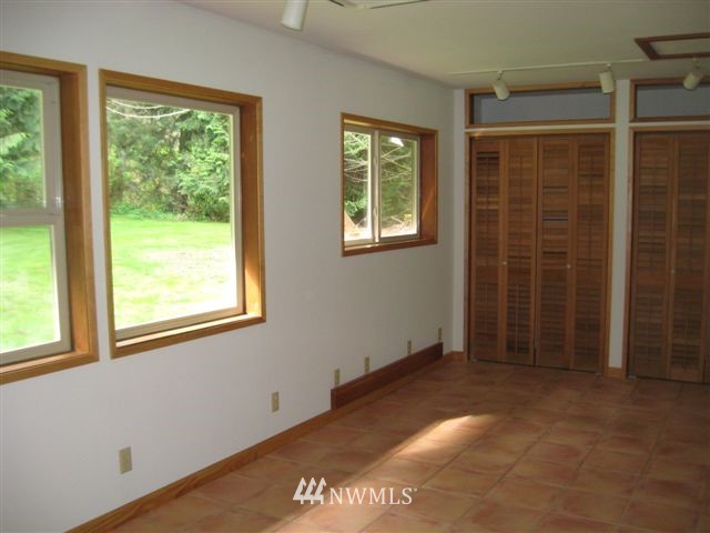 221 Cub Road Port Townsend, WA 98368 - Photo 10 of 13 Gallery Image 10