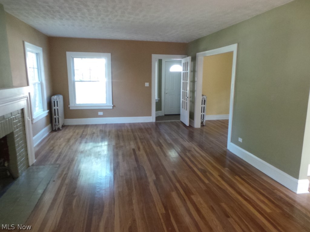2920 Hampshire Road Cleveland, OH 44118 - Photo 5 of 15