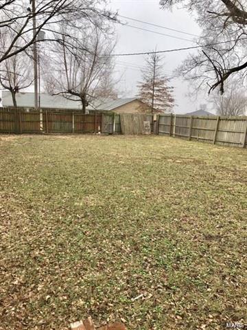 812 Springfield Road Gillespie, IL 62033 - Photo 5 of 22