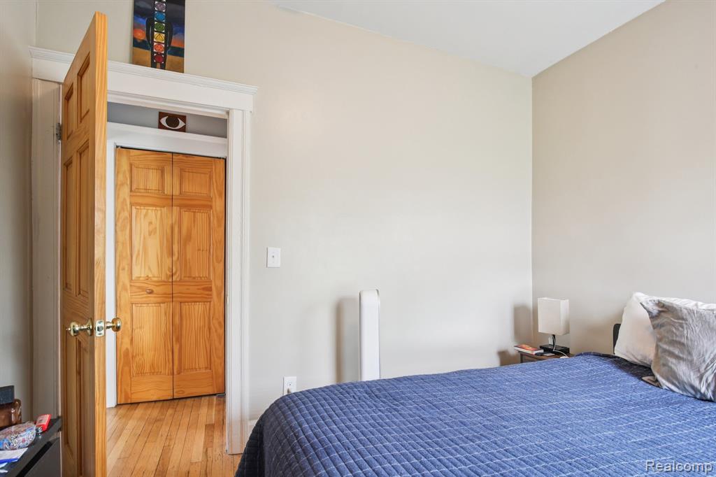 7370 Cameron Street Detroit, MI 48211 - Photo 10 of 15
