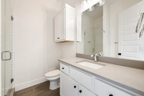 $2,300 | 2400 North Austin Avenue, Unit 304, Georgetown, TX 78626