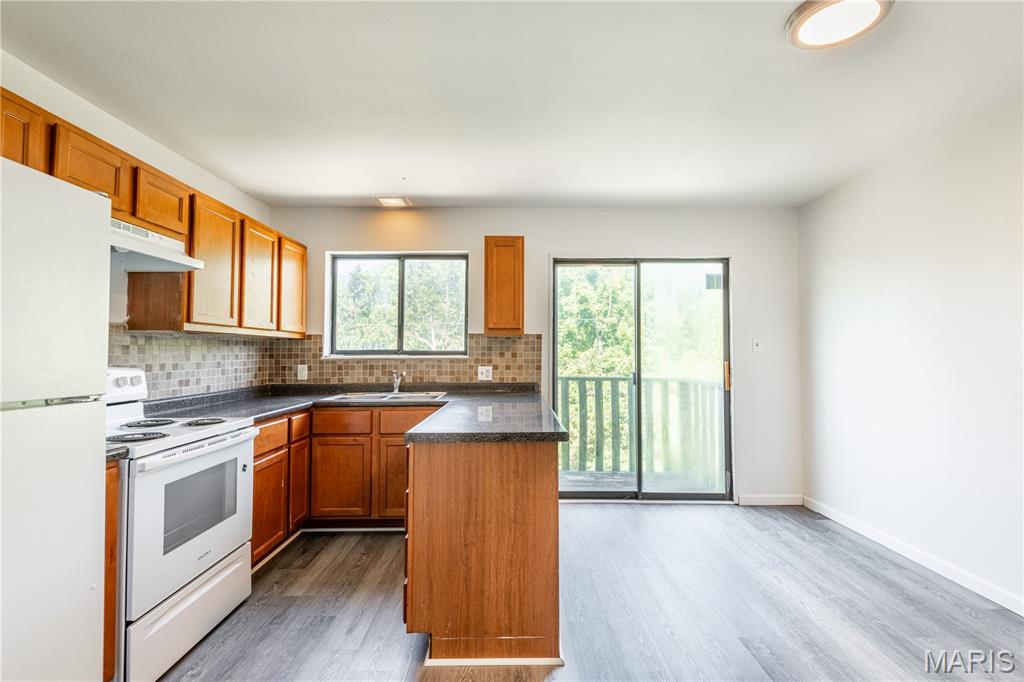 3017 Pembroke Lane, Unit 14 High Ridge, MO 63049 - Photo 8 of 21