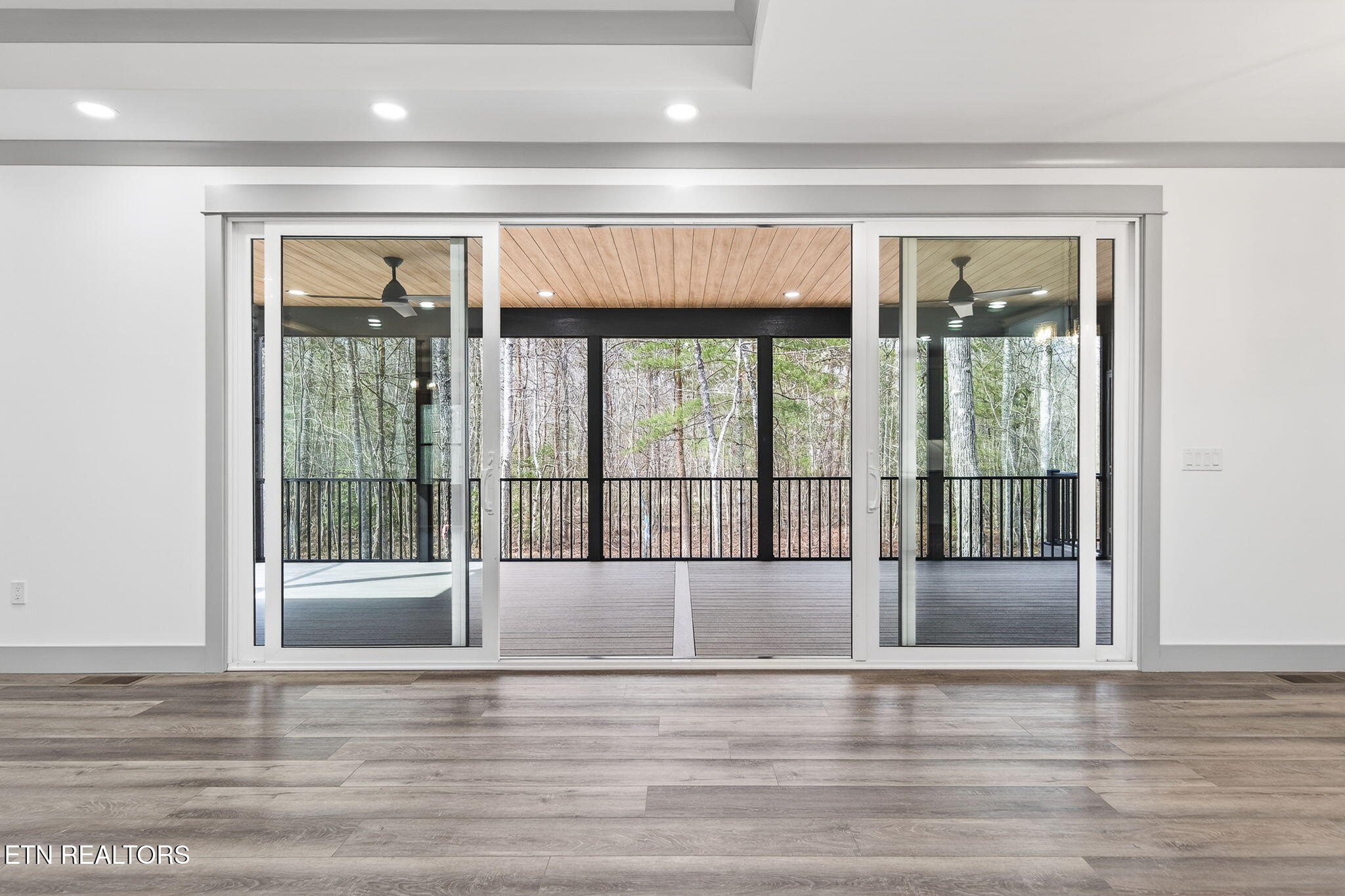 154 Hawes Circle Crossville, TN 38558 - Photo 5 of 37 4-web-or-mls-154 Hawes Cir FFG_020_TNPC