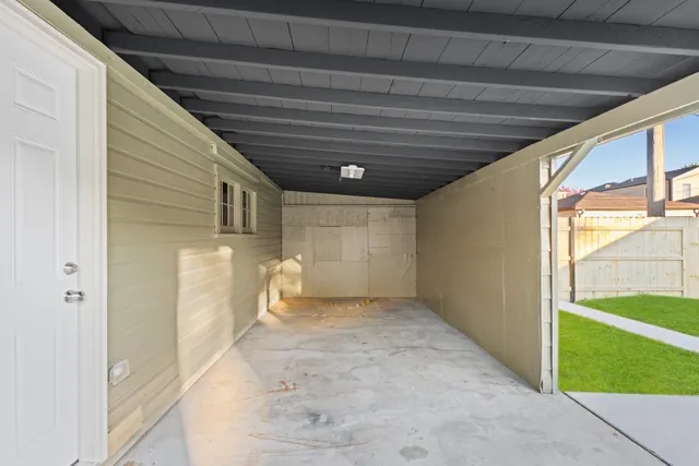 a view of a pathway both side of building