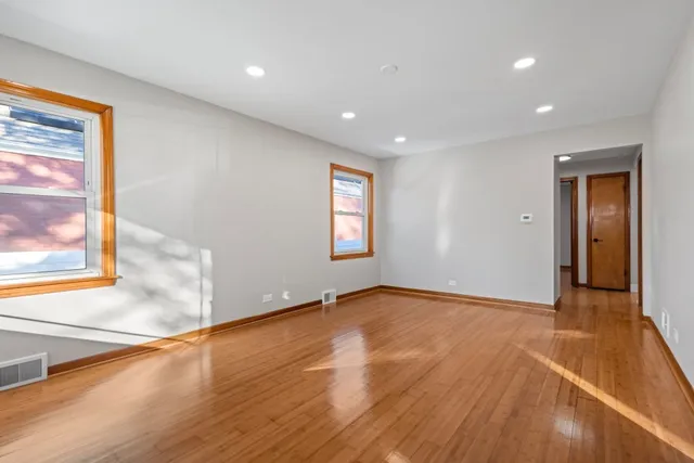 $432,500 | 1619 North 20th Avenue, Melrose Park, IL 60160