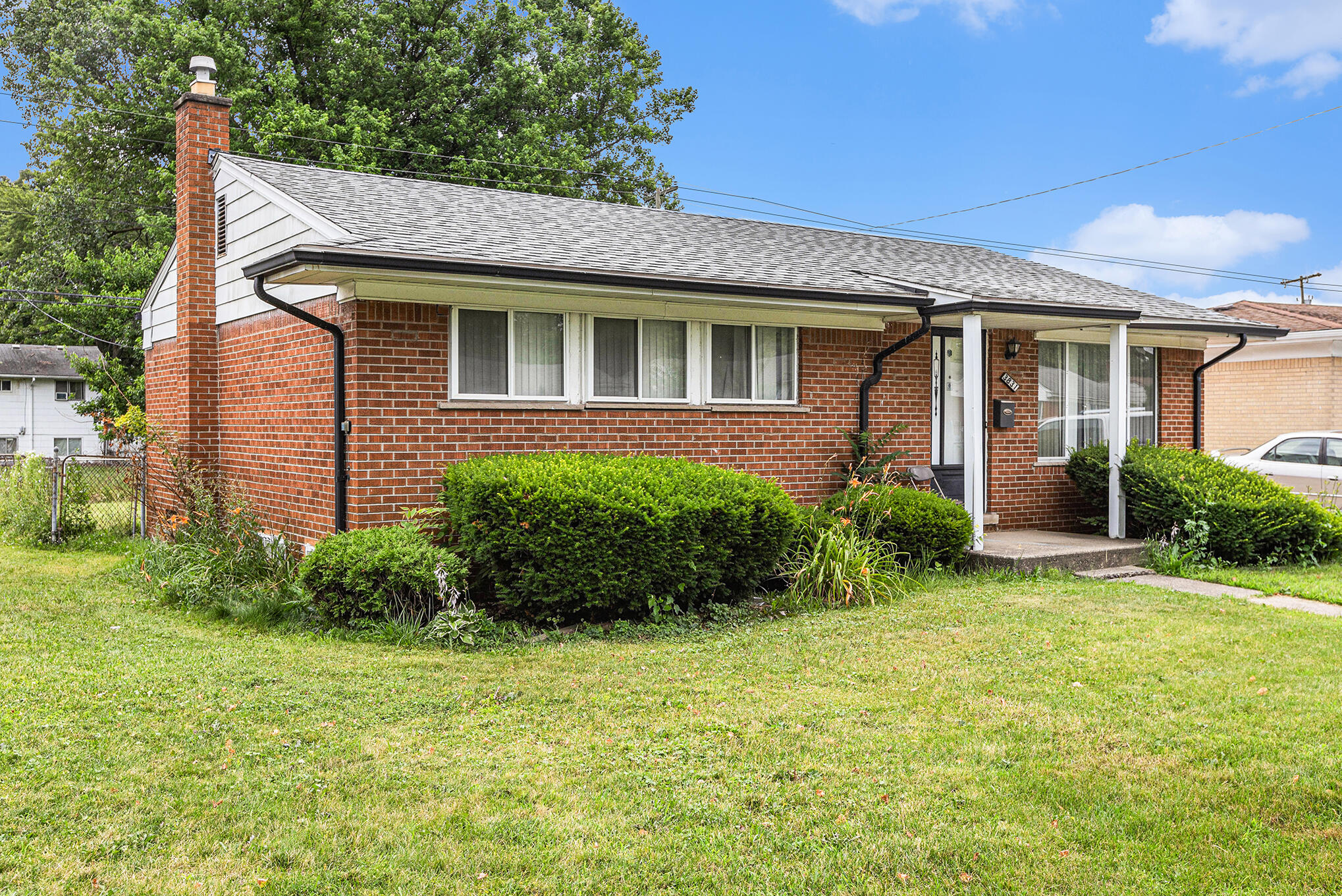 3831 Spring Hill Avenue Inkster, MI 48141 - Photo 1 of 25 003_mg_2712