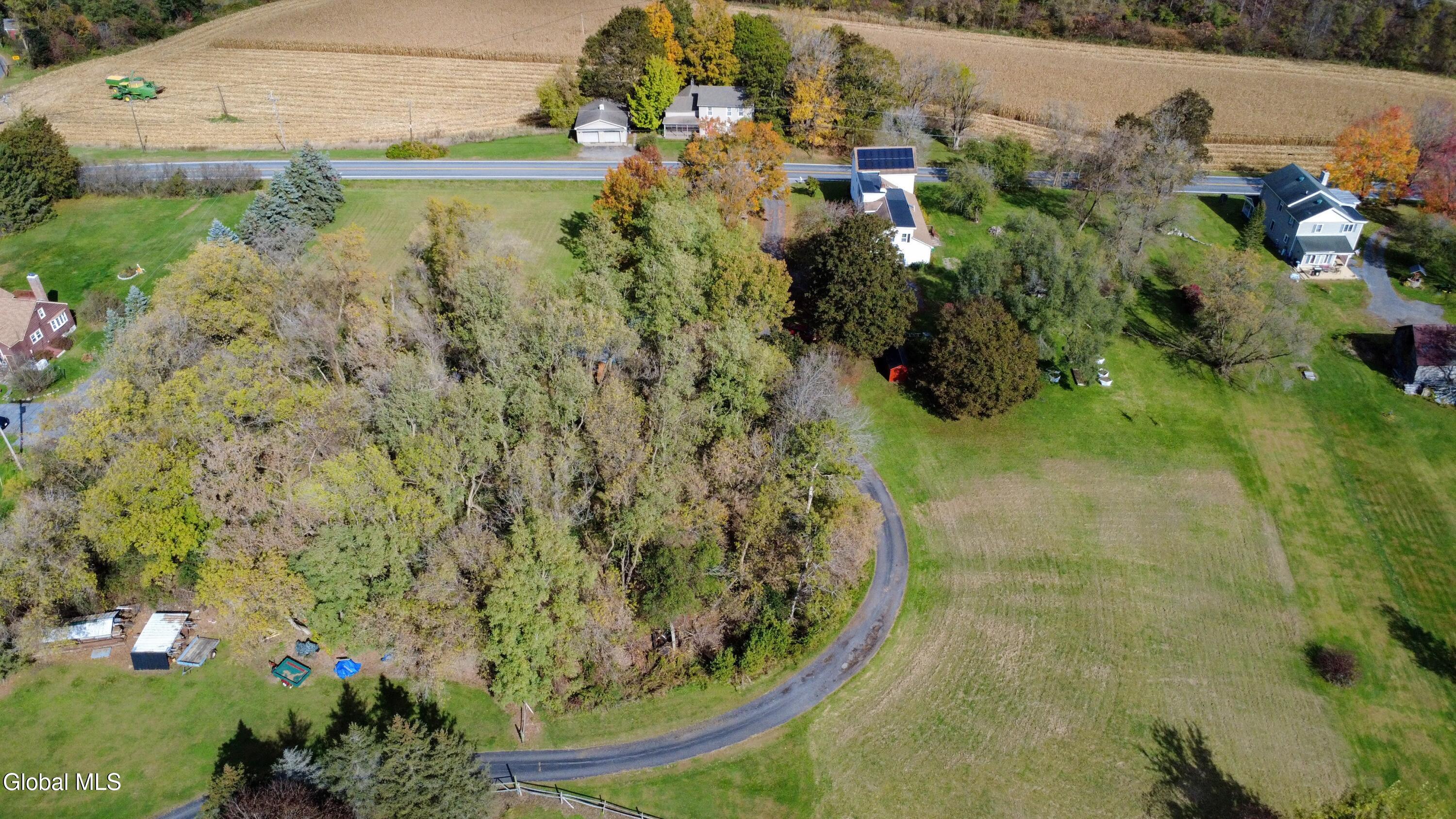 131 Fort Hunter Road Amsterdam, NY 12010 - Photo 6 of 6 131 Ft Hunter Rd-8
