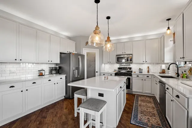 $495,500 | 2721 Great Meadow Drive, Joliet, IL 60432