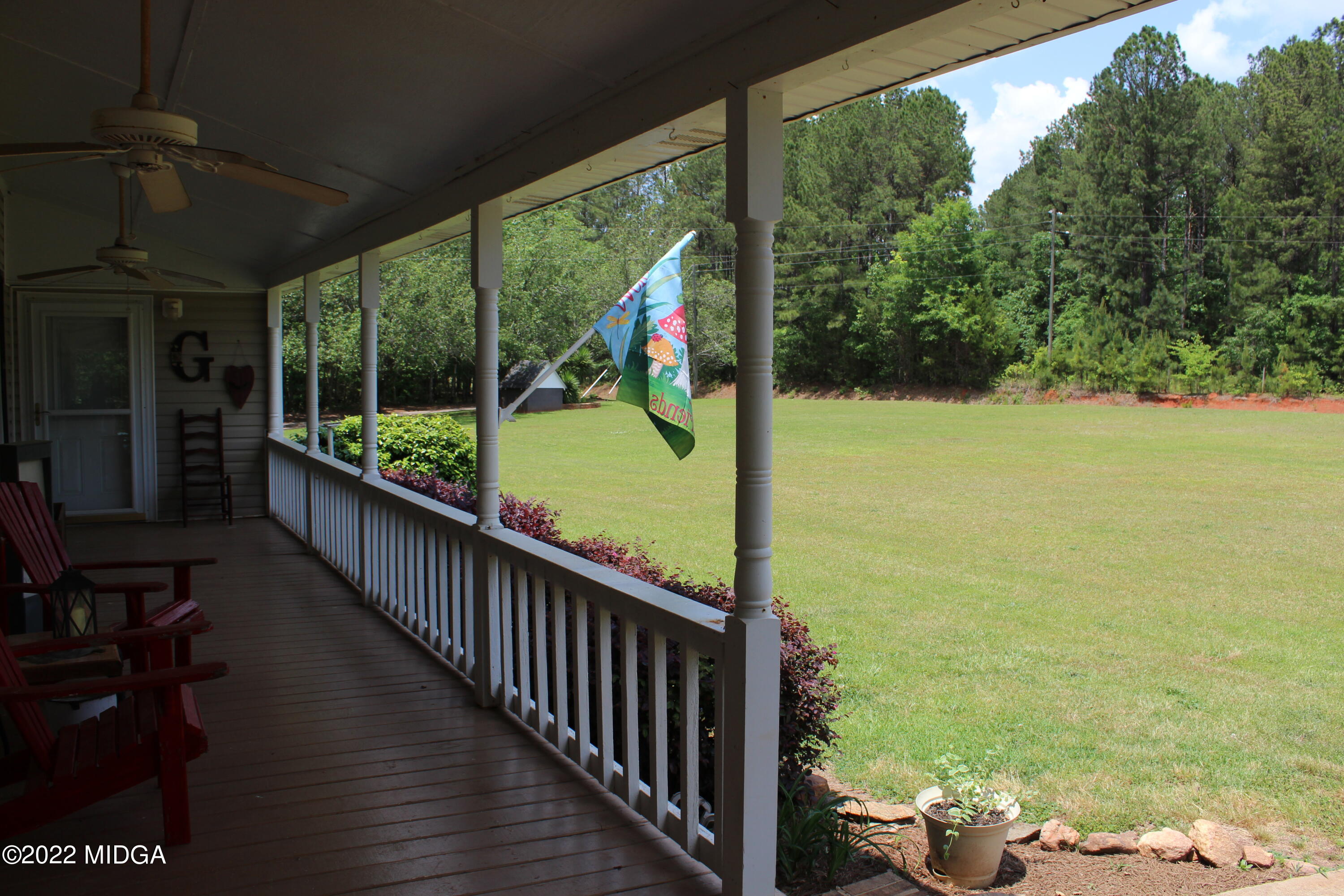 1541 Hopewell Road Forsyth, GA 31029 - Photo 3 of 21 3