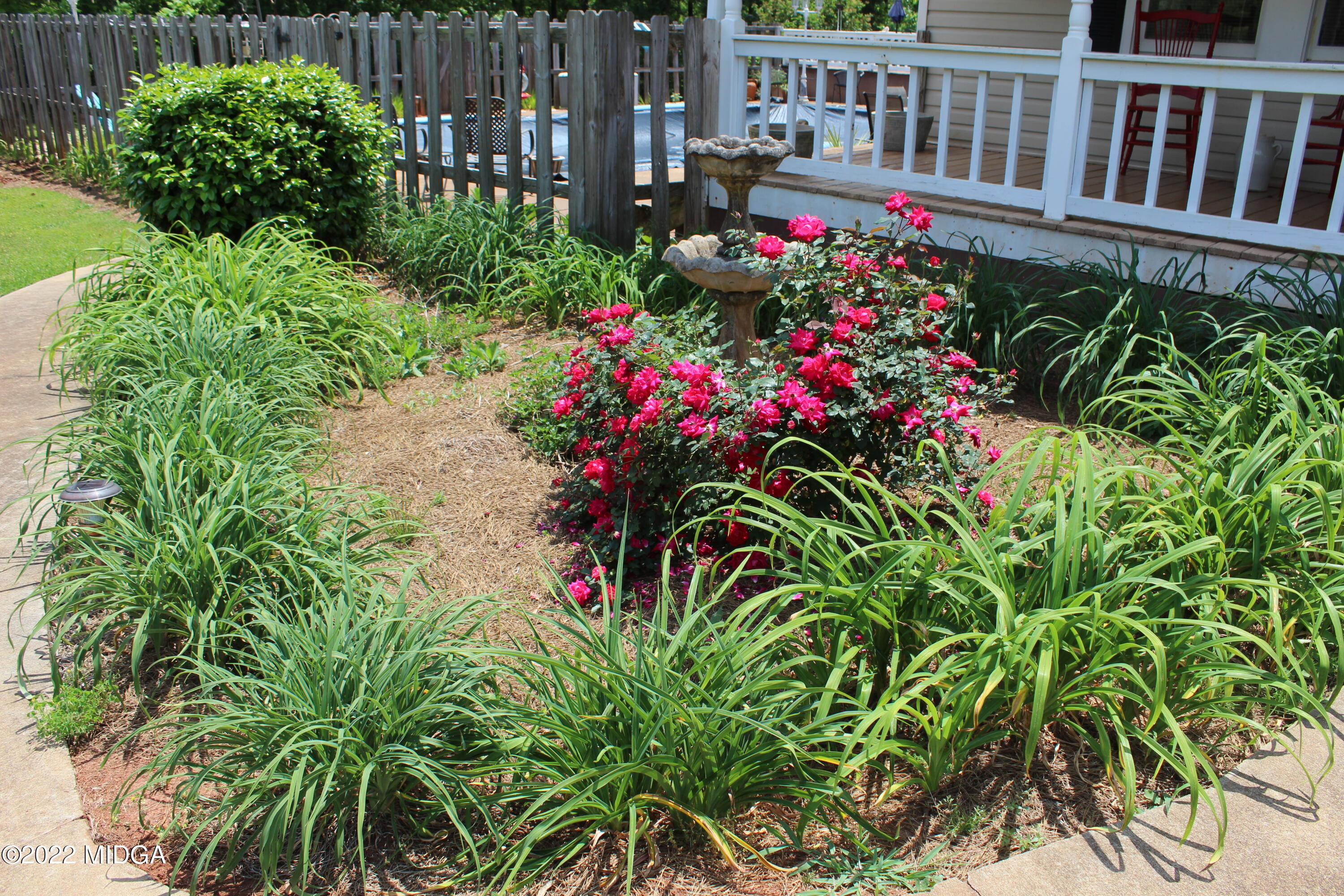 1541 Hopewell Road Forsyth, GA 31029 - Photo 4 of 21 4
