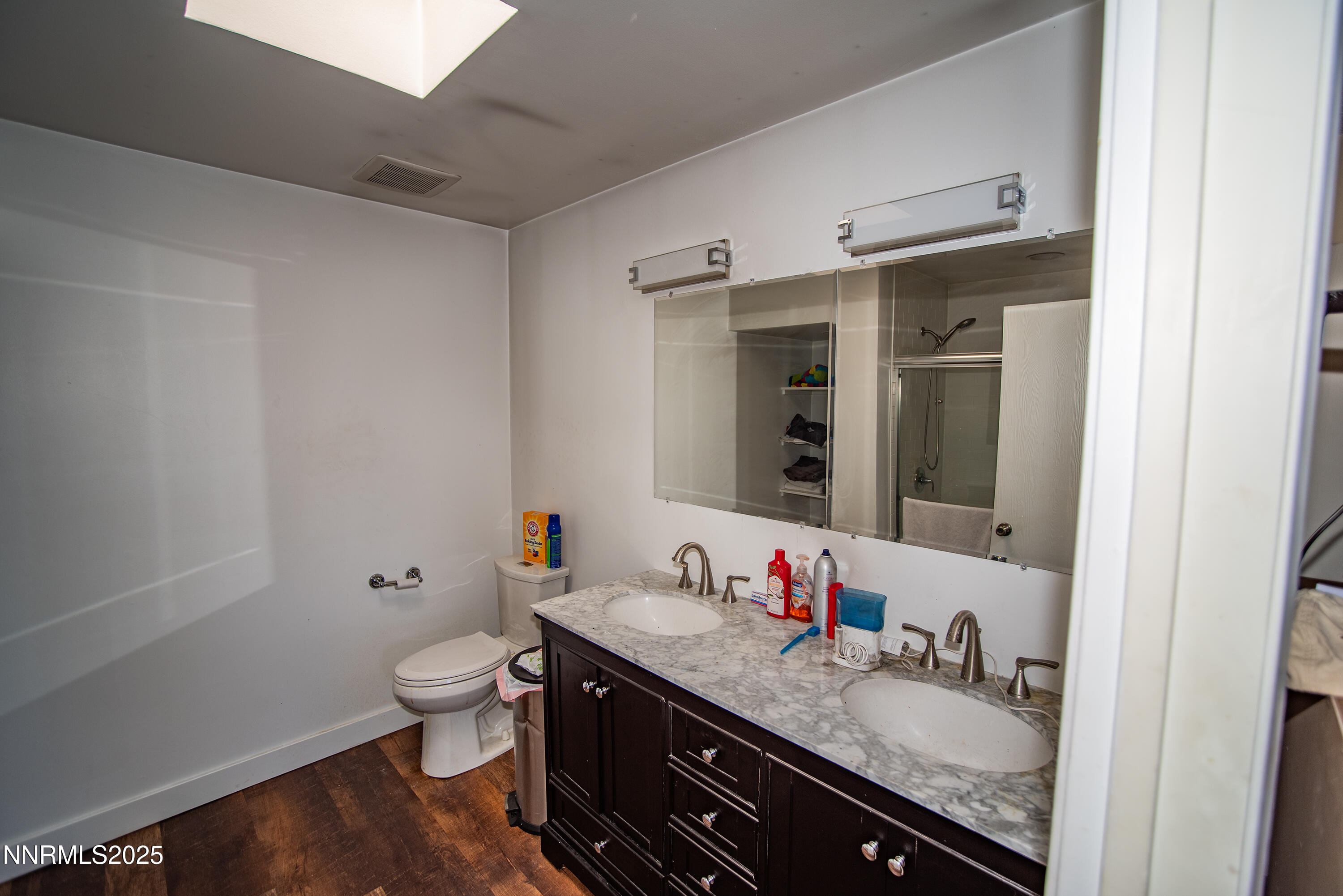 3445 Skyline Boulevard Reno, NV 89509 - Photo 14 of 22 13 - Master Bath - 40989