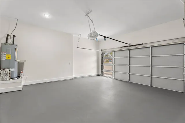 $695,000 | 400 South Henderson Avenue, Dallas, TX 75223