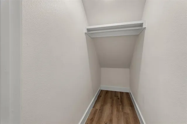 $695,000 | 400 South Henderson Avenue, Dallas, TX 75223