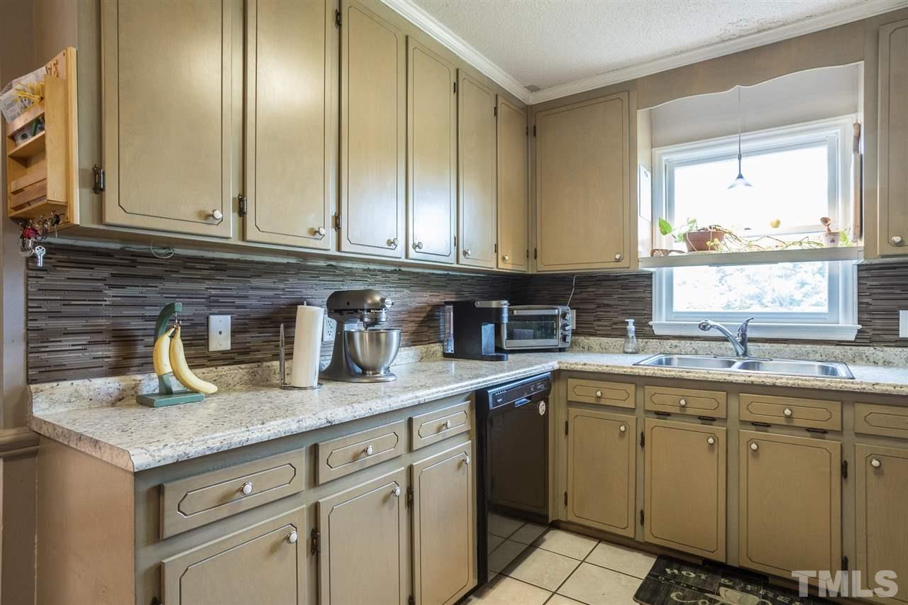 5782 Raleigh Road Benson, NC 27504 - Photo 19 of 30 Gallery Image 19