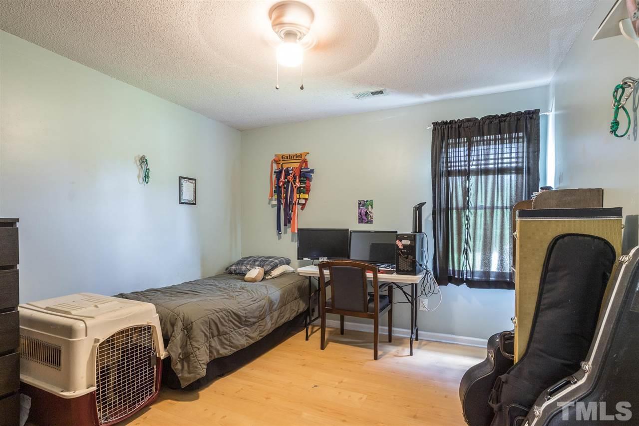 5782 Raleigh Road Benson, NC 27504 - Photo 28 of 30 Gallery Image 28