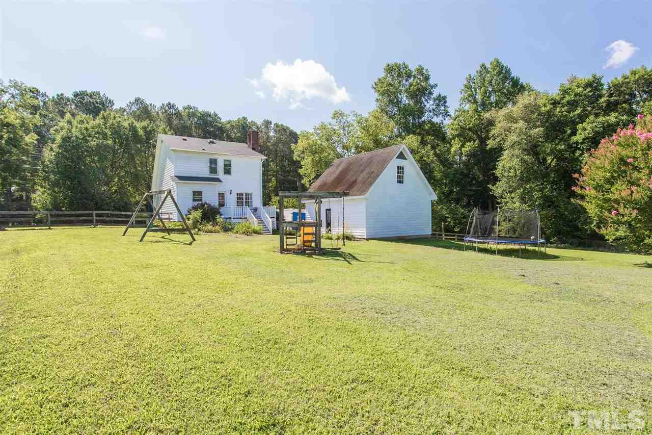 5782 Raleigh Road Benson, NC 27504 - Photo 7 of 30 Gallery Image 7
