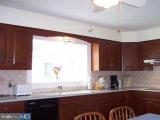 4539 Yates Road Bensalem, PA 19020 - Photo 3 of 5 Gallery Image 3