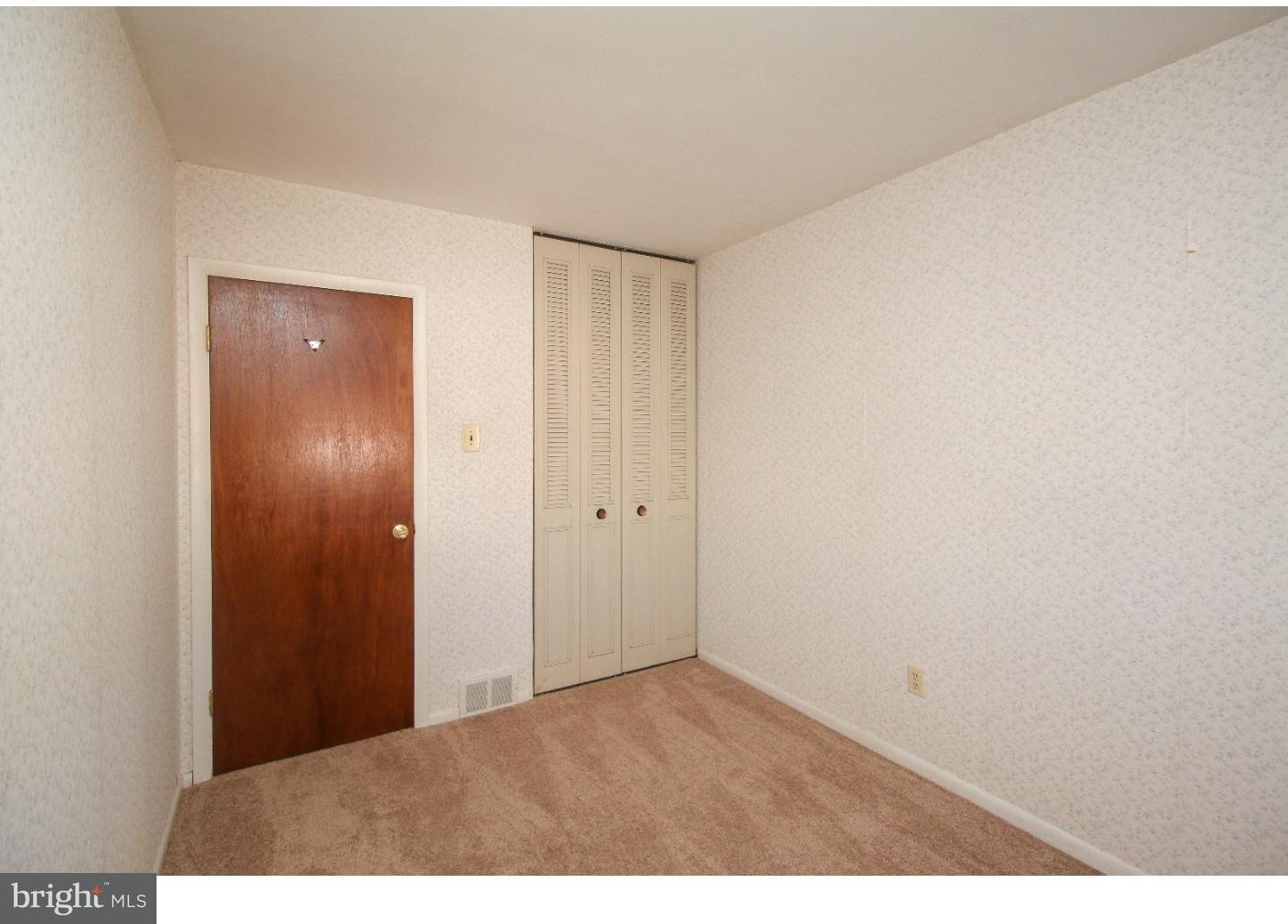 10834 Rayland Road Philadelphia, PA 19154 - Photo 13 of 24 Gallery Image 13