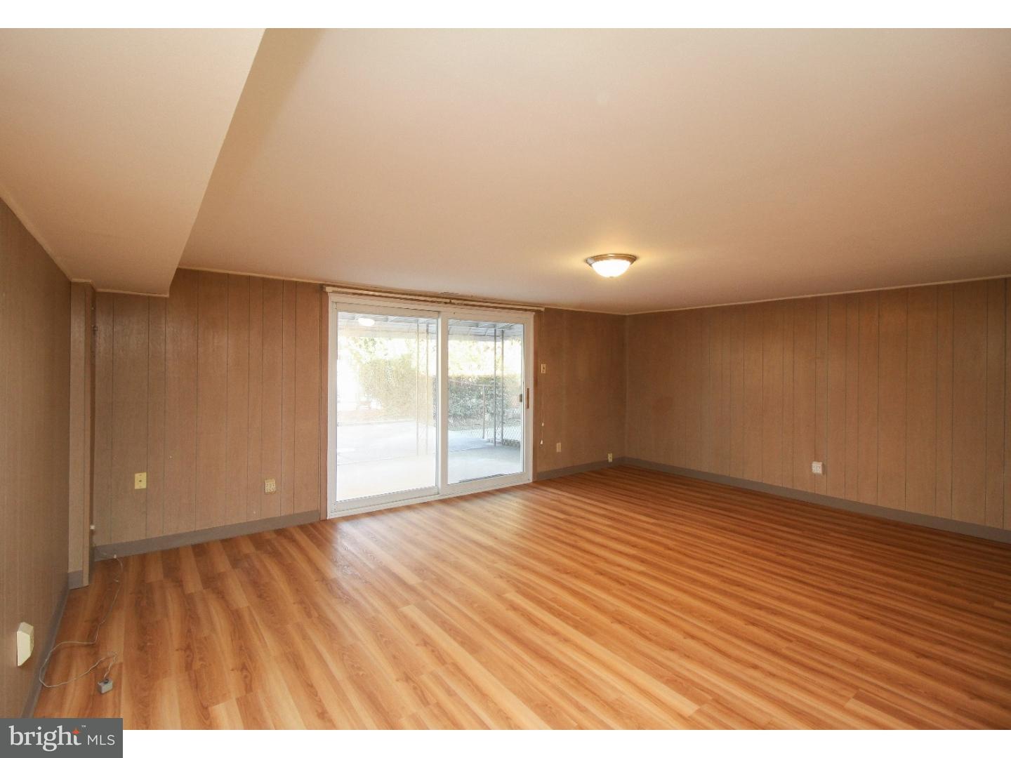 10834 Rayland Road Philadelphia, PA 19154 - Photo 21 of 24 Gallery Image 21
