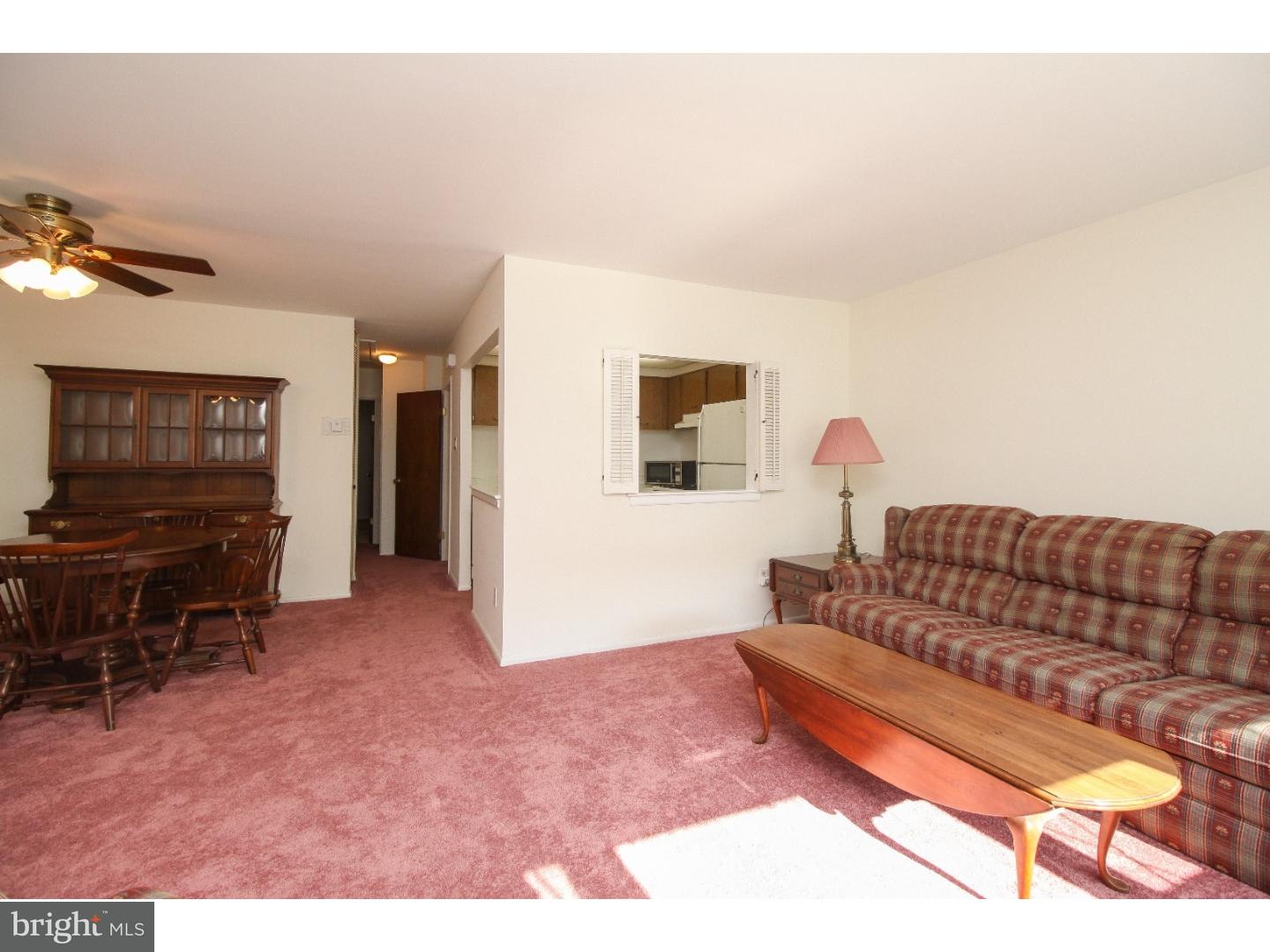 10834 Rayland Road Philadelphia, PA 19154 - Photo 8 of 24 Gallery Image 8