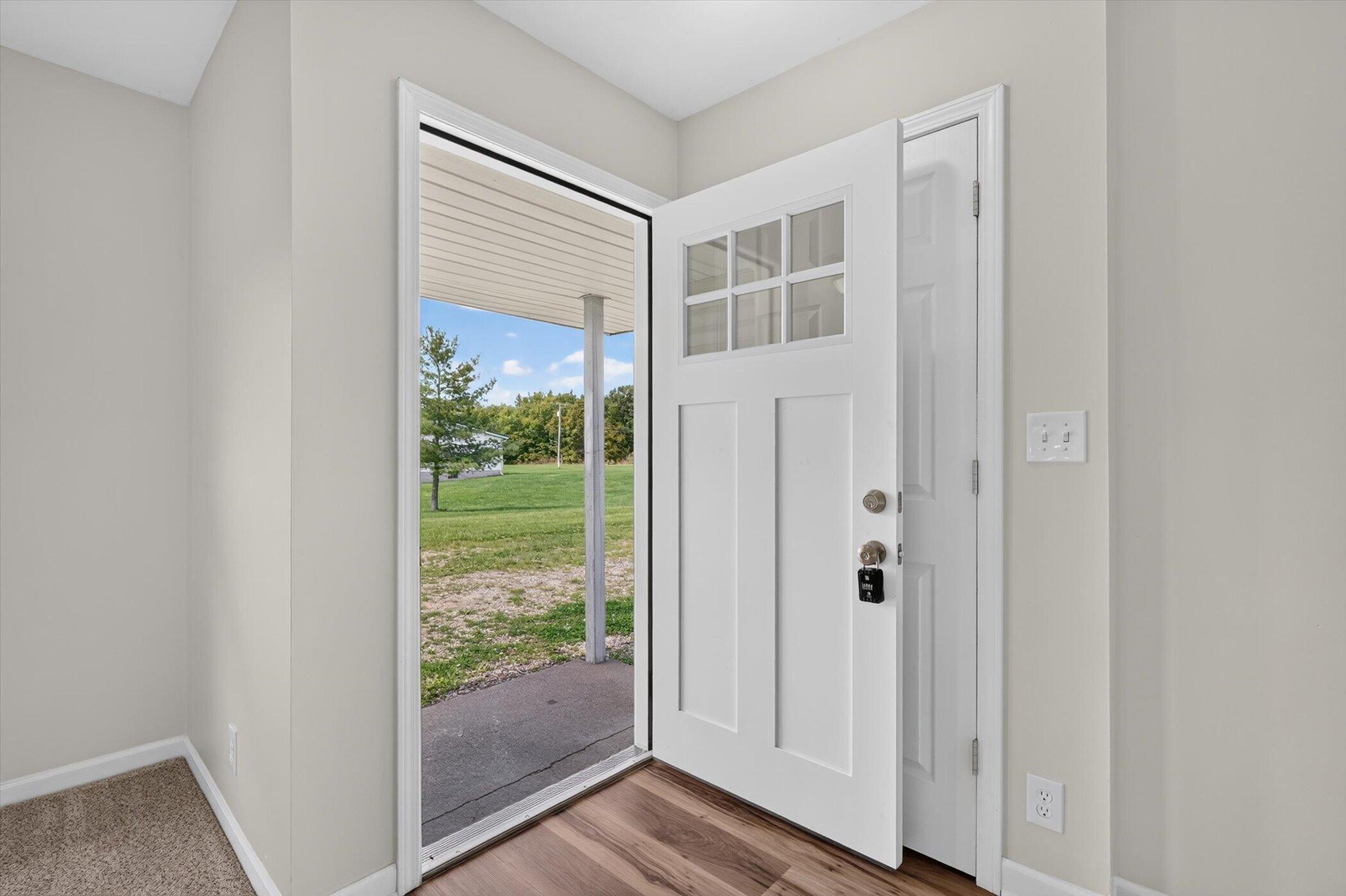 7956 Church Road Imlay City, MI 48444 - Photo 10 of 47 07-7956-Church-Rd-Windowstill