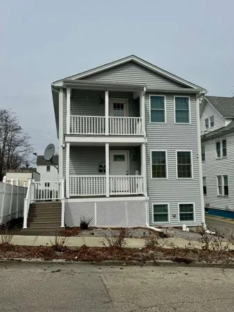 $2,200 | 67 Pomona Avenue, Providence, RI 02908