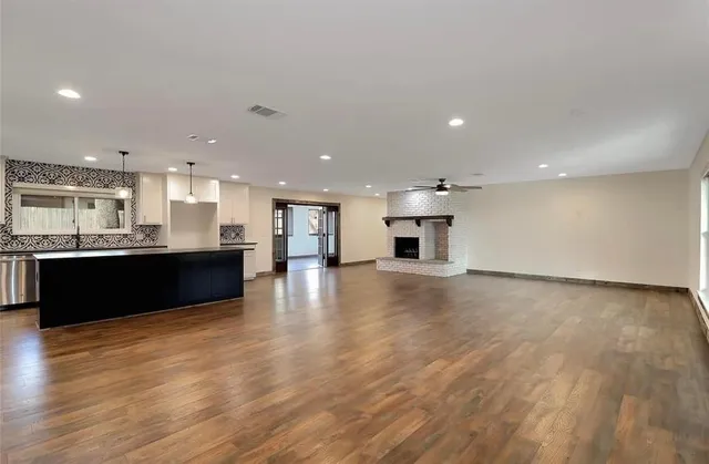 $424,000 | 1201 Northwest 6th Avenue, Mineral Wells, TX 76067