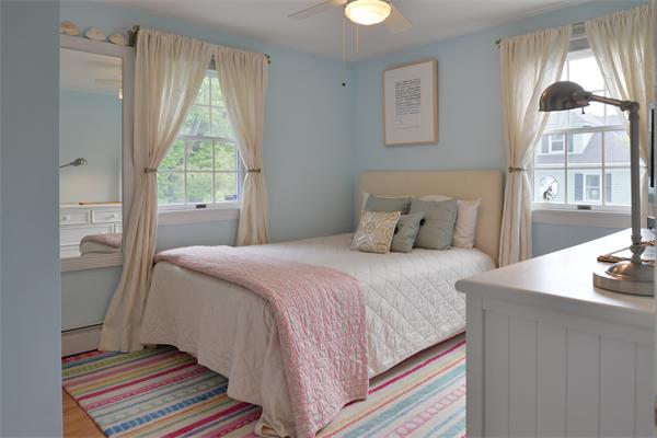 98 Bellevue Road Swampscott, MA 01907 - Photo 19 of 26 Gallery Image 19