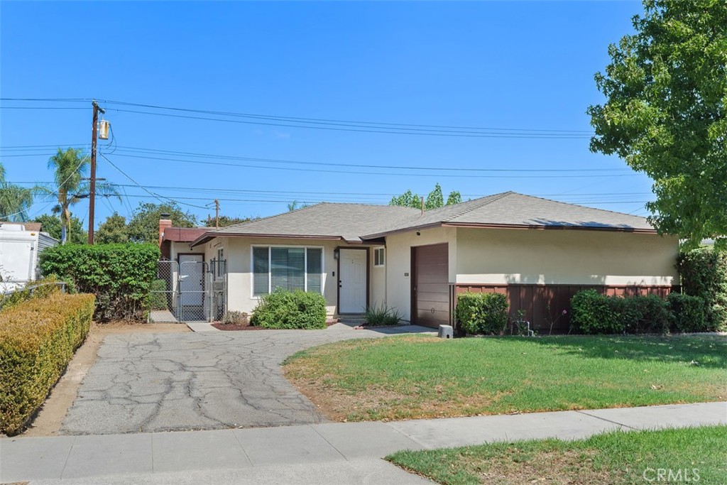 4117 Bel Air Street Riverside, CA 92503 - Photo 6 of 24