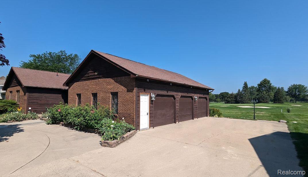 413 East Rolston Road Linden, MI 48451 - Photo 5 of 41 Gallery Image 5