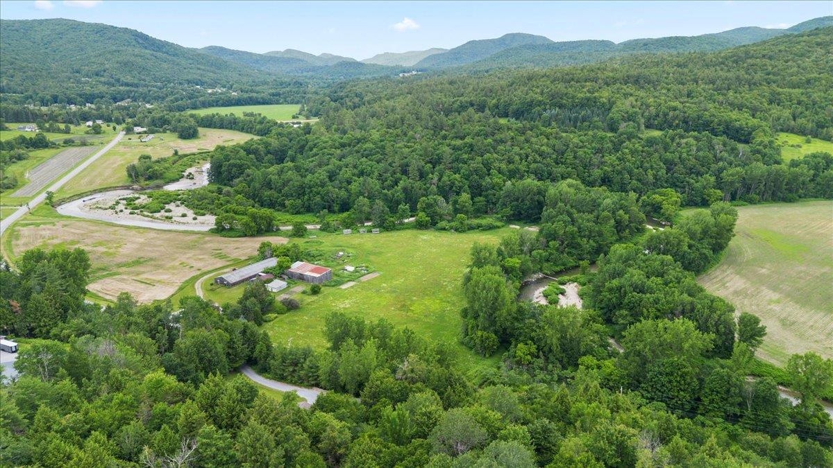 3992 Main Road Huntington, VT 05462 - Photo 30 of 32