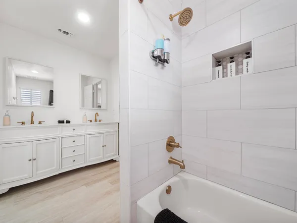 $350,000 | 8007 Beluche Drive, Galveston, TX 77551