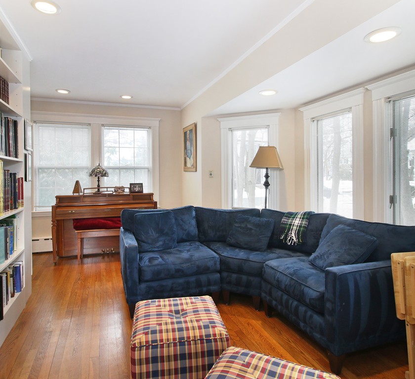 59 Channing Road Newton, MA 02459 - Photo 5 of 28