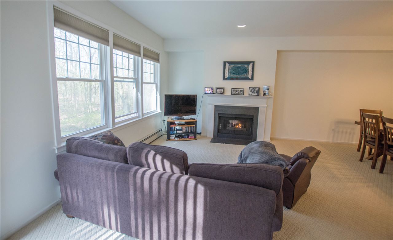 22 Larch Road South Burlington, VT 05403 - Photo 15 of 32 Gallery Image 15