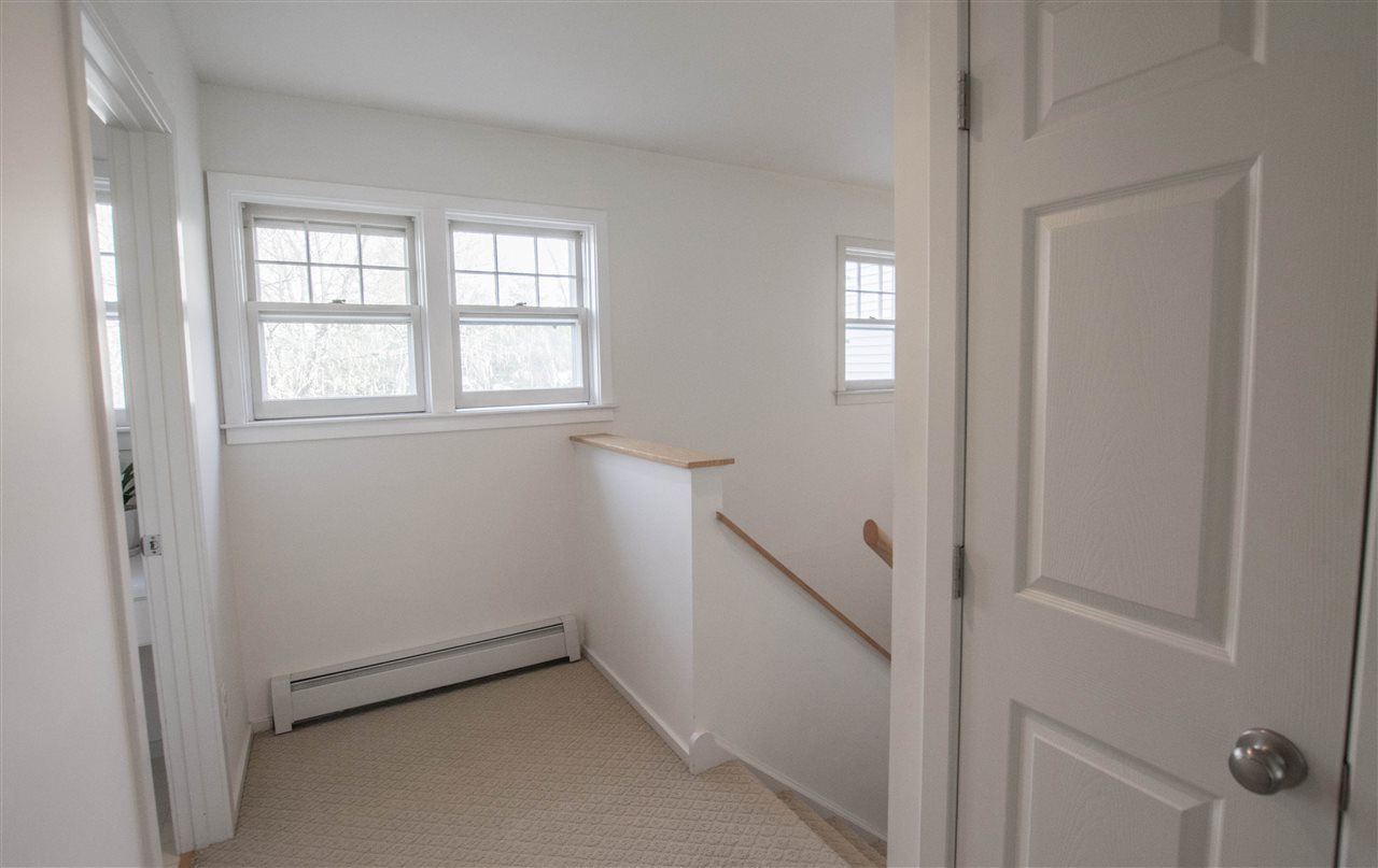 22 Larch Road South Burlington, VT 05403 - Photo 26 of 32 Gallery Image 26