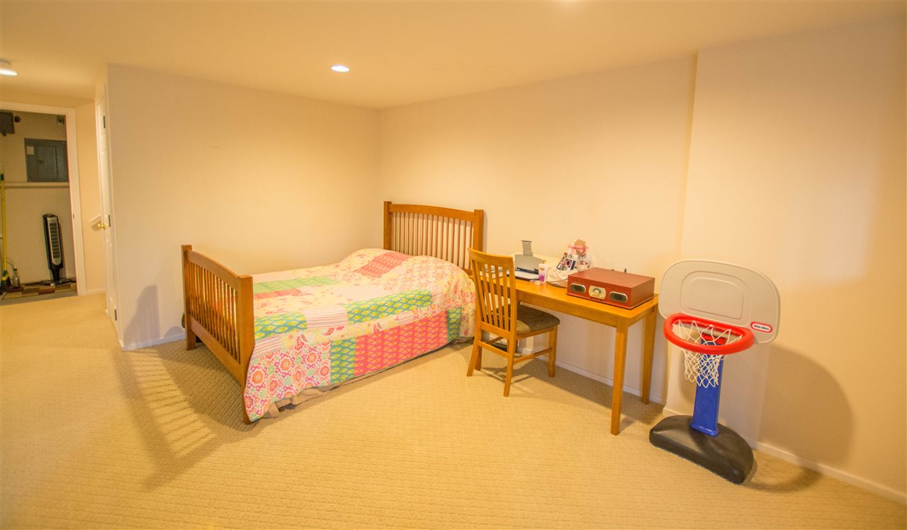 22 Larch Road South Burlington, VT 05403 - Photo 32 of 32 Gallery Image 32