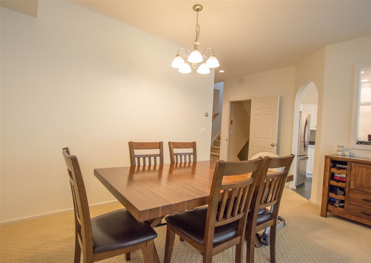 22 Larch Road South Burlington, VT 05403 - Photo 5 of 32 Gallery Image 5