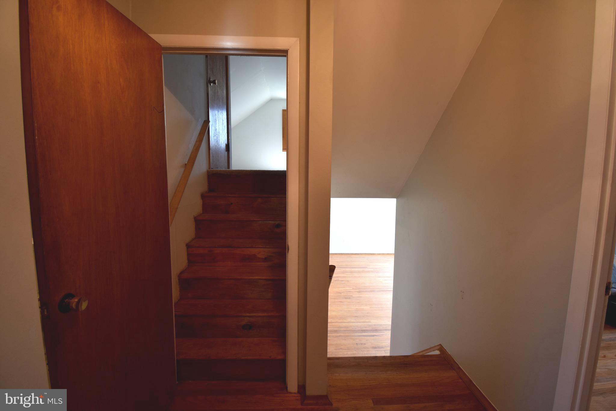 1421 Nevarc Road Warminster, PA 18974 - Photo 19 of 24 Hallway