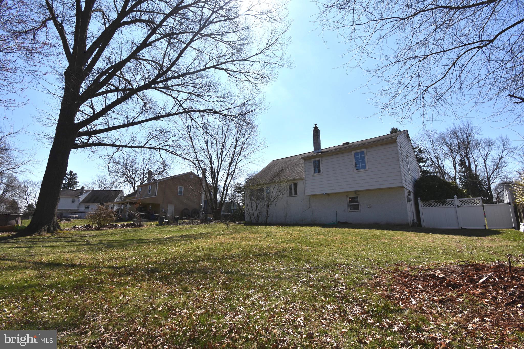 1421 Nevarc Road Warminster, PA 18974 - Photo 24 of 24 Back yard