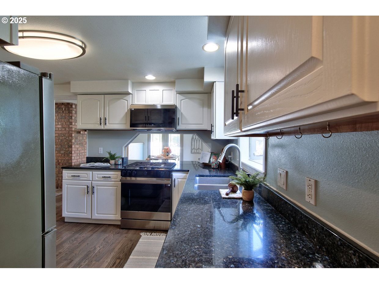 1007 Gales Creek Road Forest Grove, OR 97116 - Photo 10 of 48 Gallery Image 10