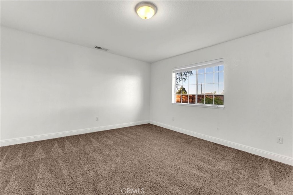 4730 Hall Corning, CA 96021 - Photo 29 of 70 an empty room with a window